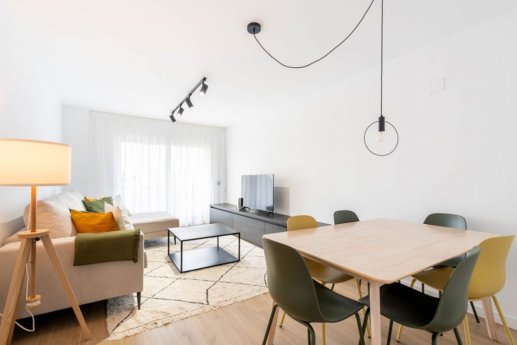 Diseño, fabricación e instalación de cocina urbana en el centro de Valencia