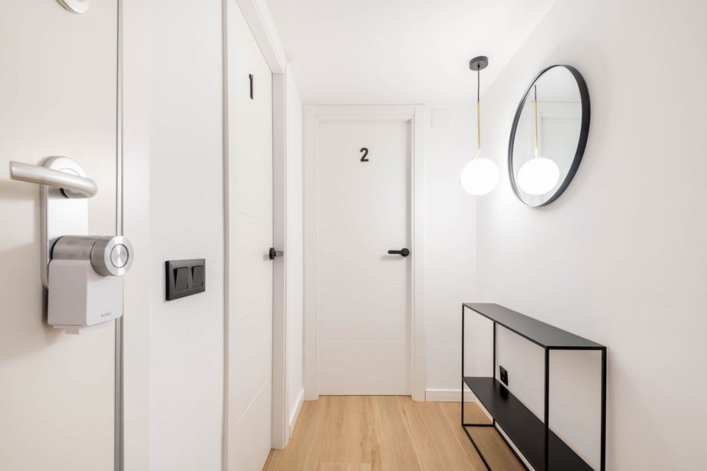 Diseño, fabricación e instalación de cocina urbana en el centro de Valencia