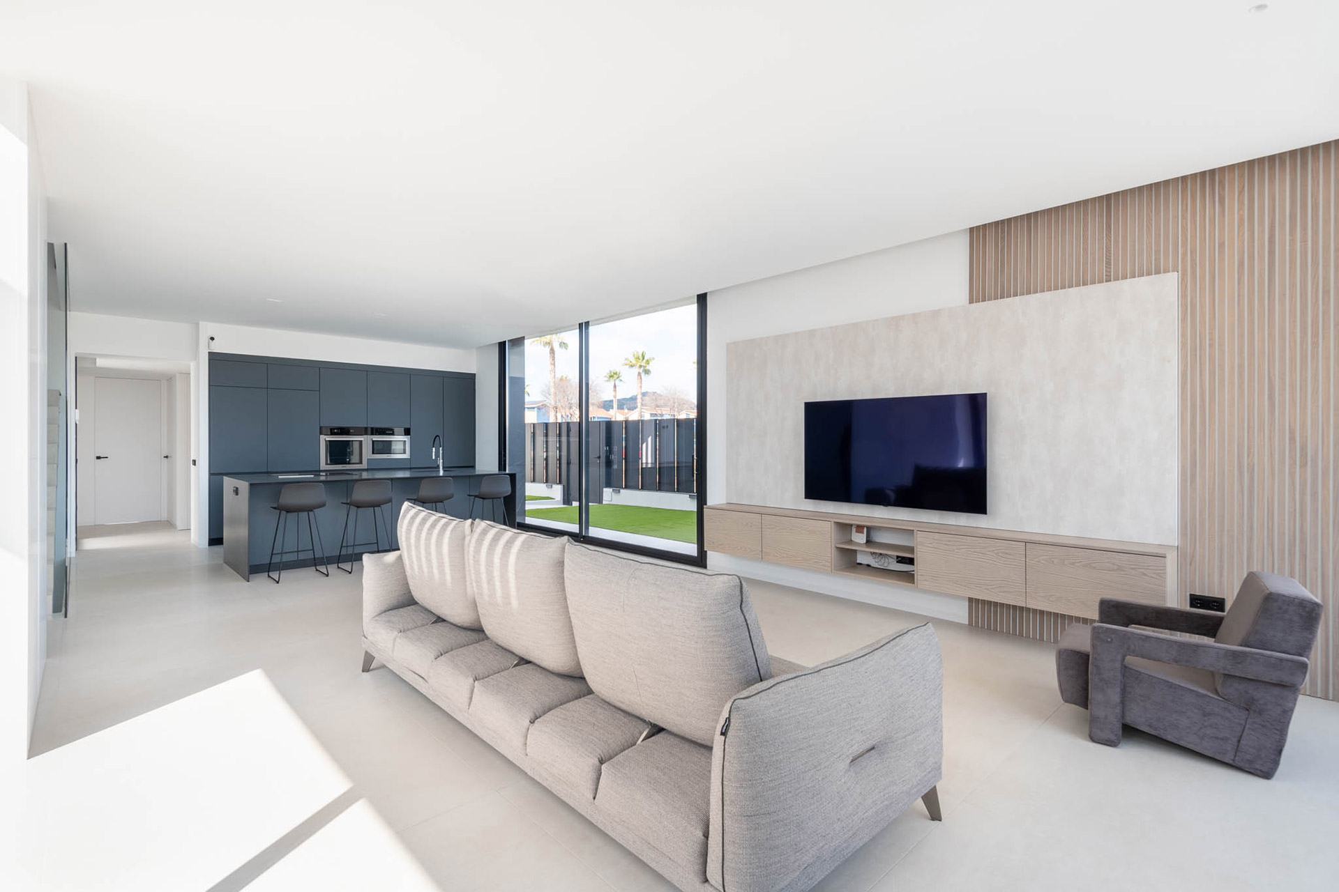 Diseñamos y fabricamos cocinas 100% personalizadas